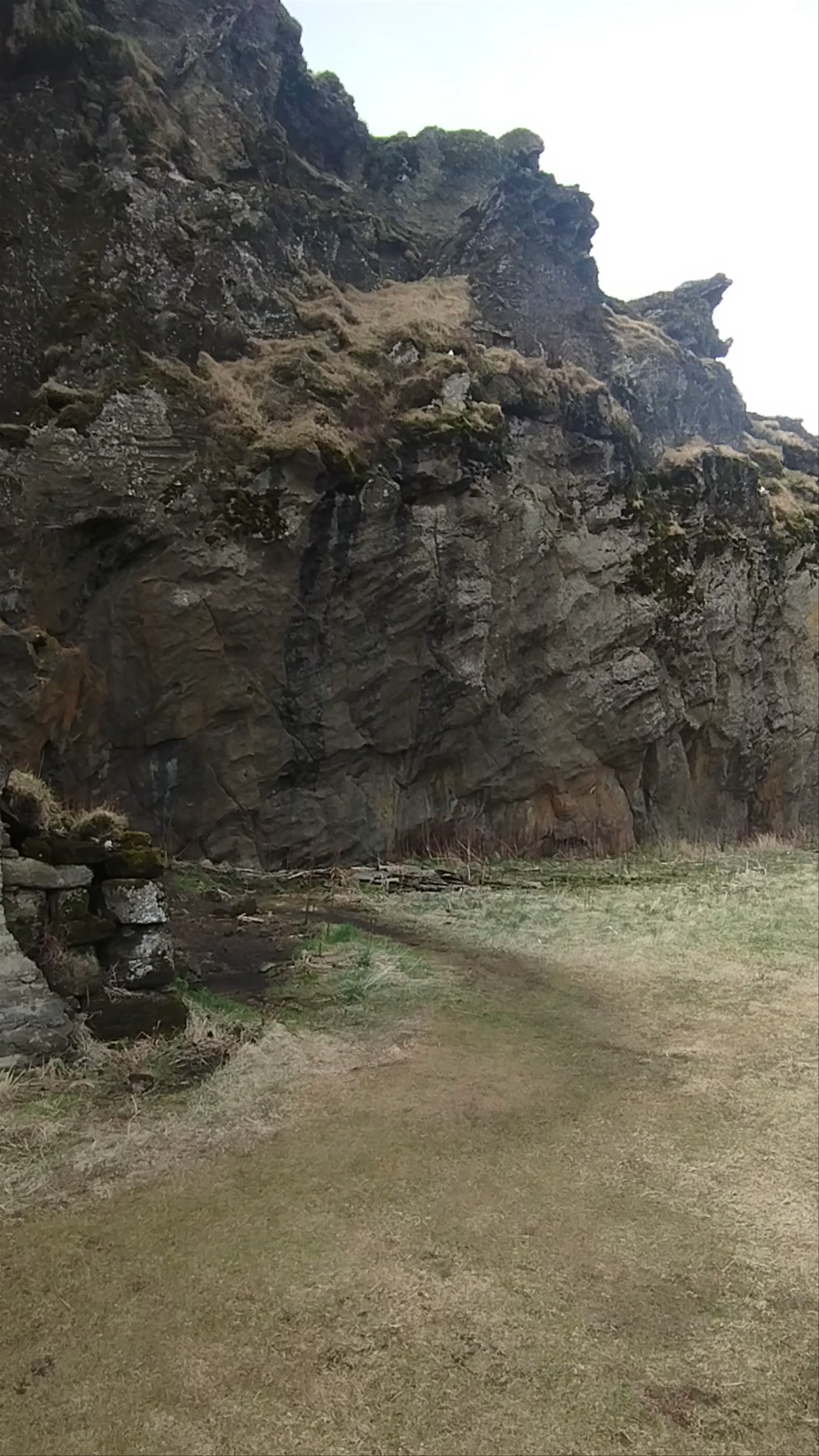 Drangurinn í Drangshlíð 2