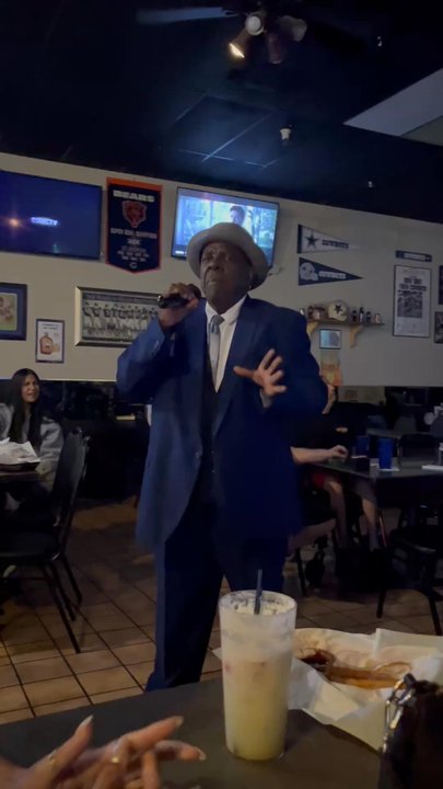 Famous Sam's - American Near Me - Tucson, Arizona