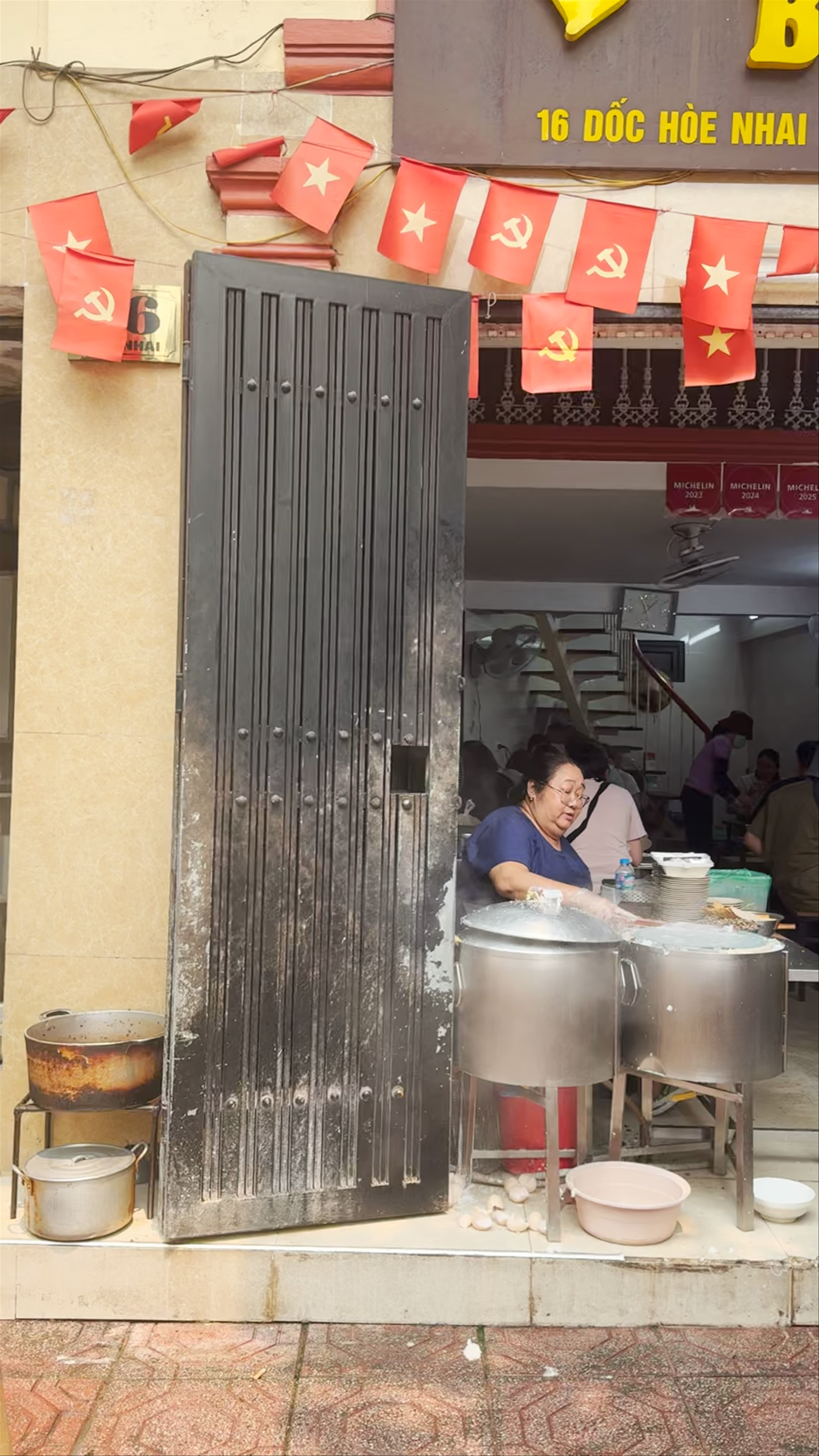 Bánh cuốn Bà Xuân