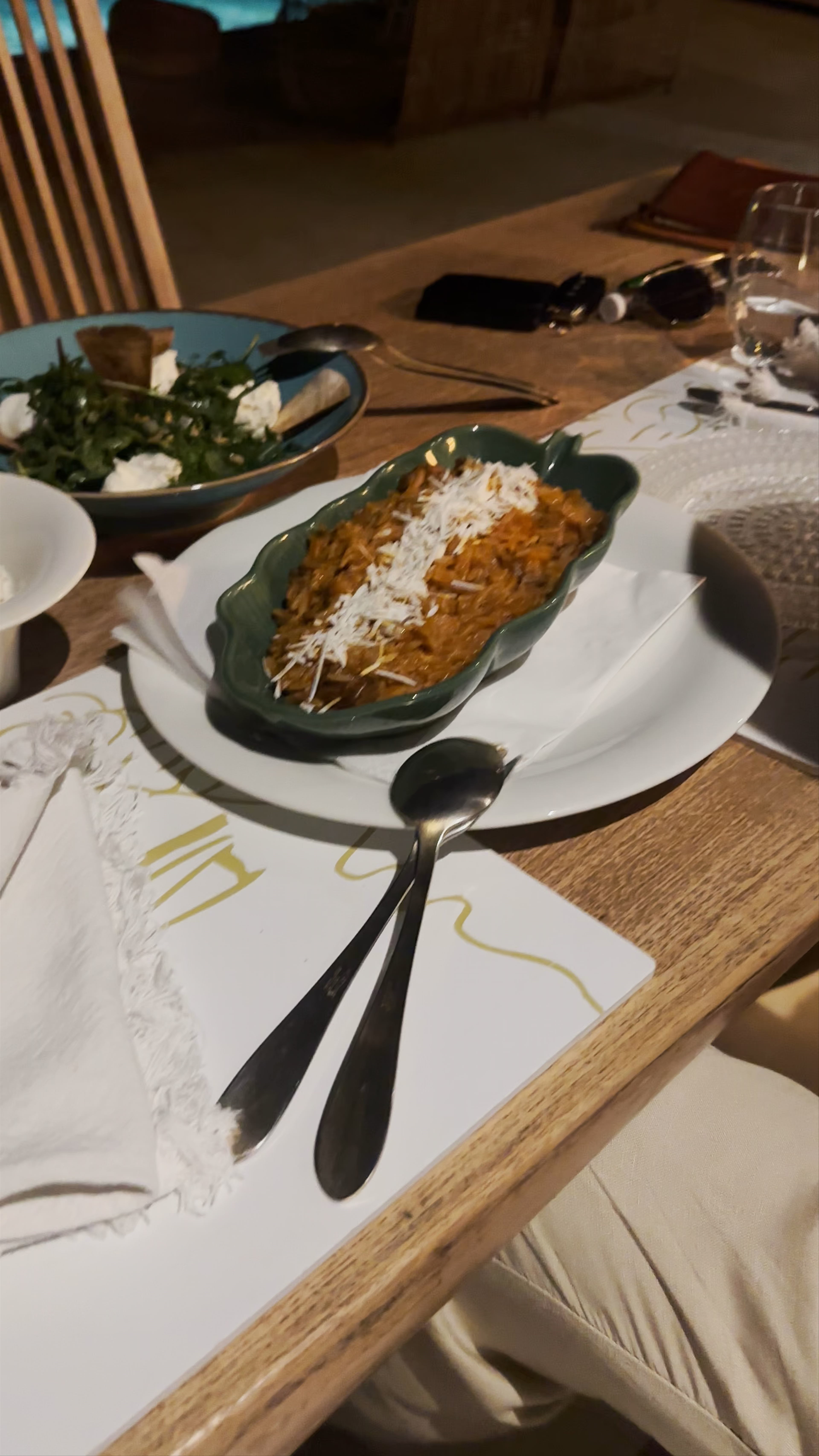 AIGIS SUNSET BAR RESTO