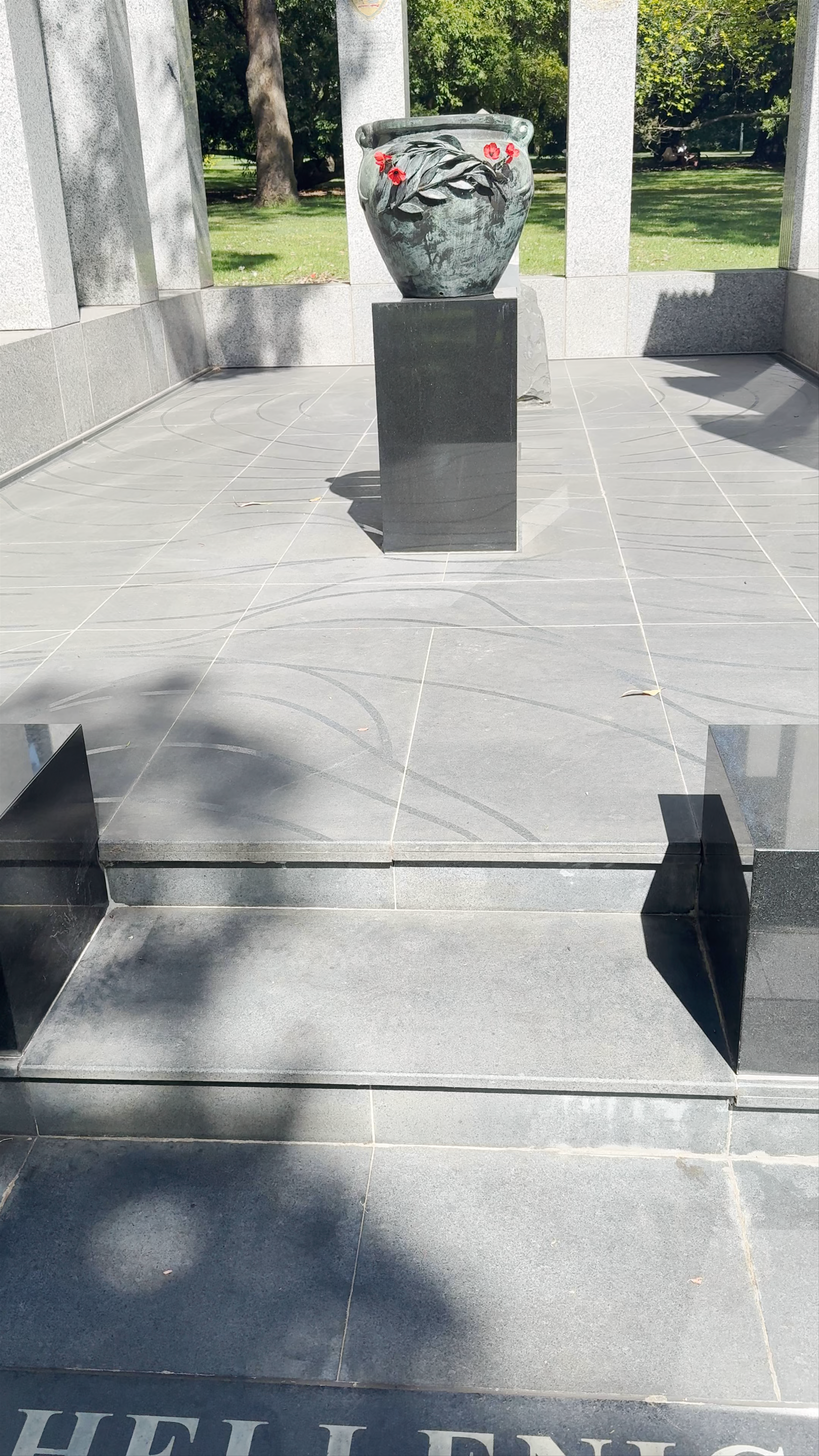 Australian Hellenic Memorial: A Serene Tribute in Melbourne
