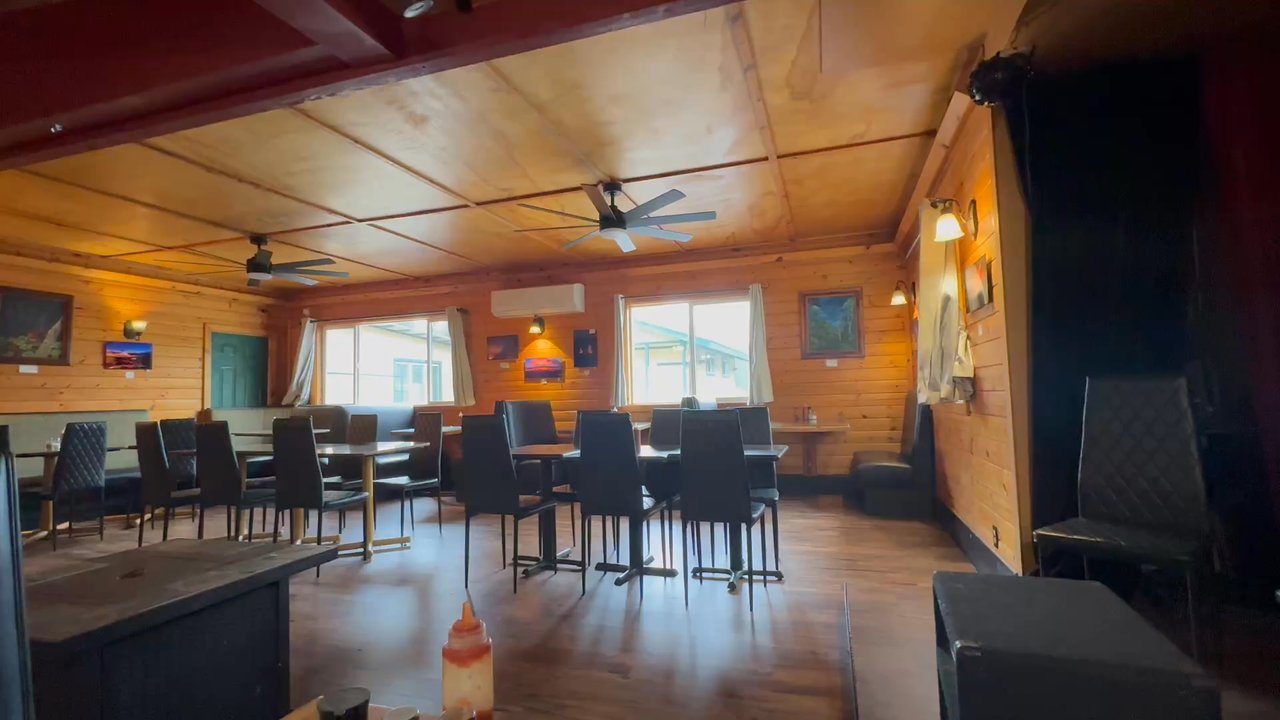 Volcano's Lava Rock Cafe - Breakfast & Brunch Near Me - Volcano, Hawaii
