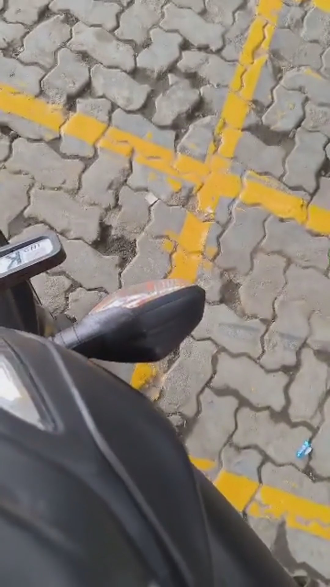 Walk-around video thumbnail