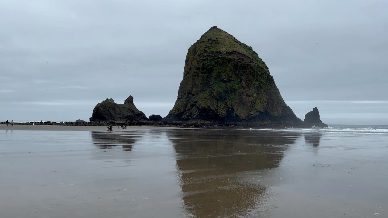 HAYSTACK ROCK - Updated April 2025 - 749 Photos & 237 Reviews - Hwy 101 ...