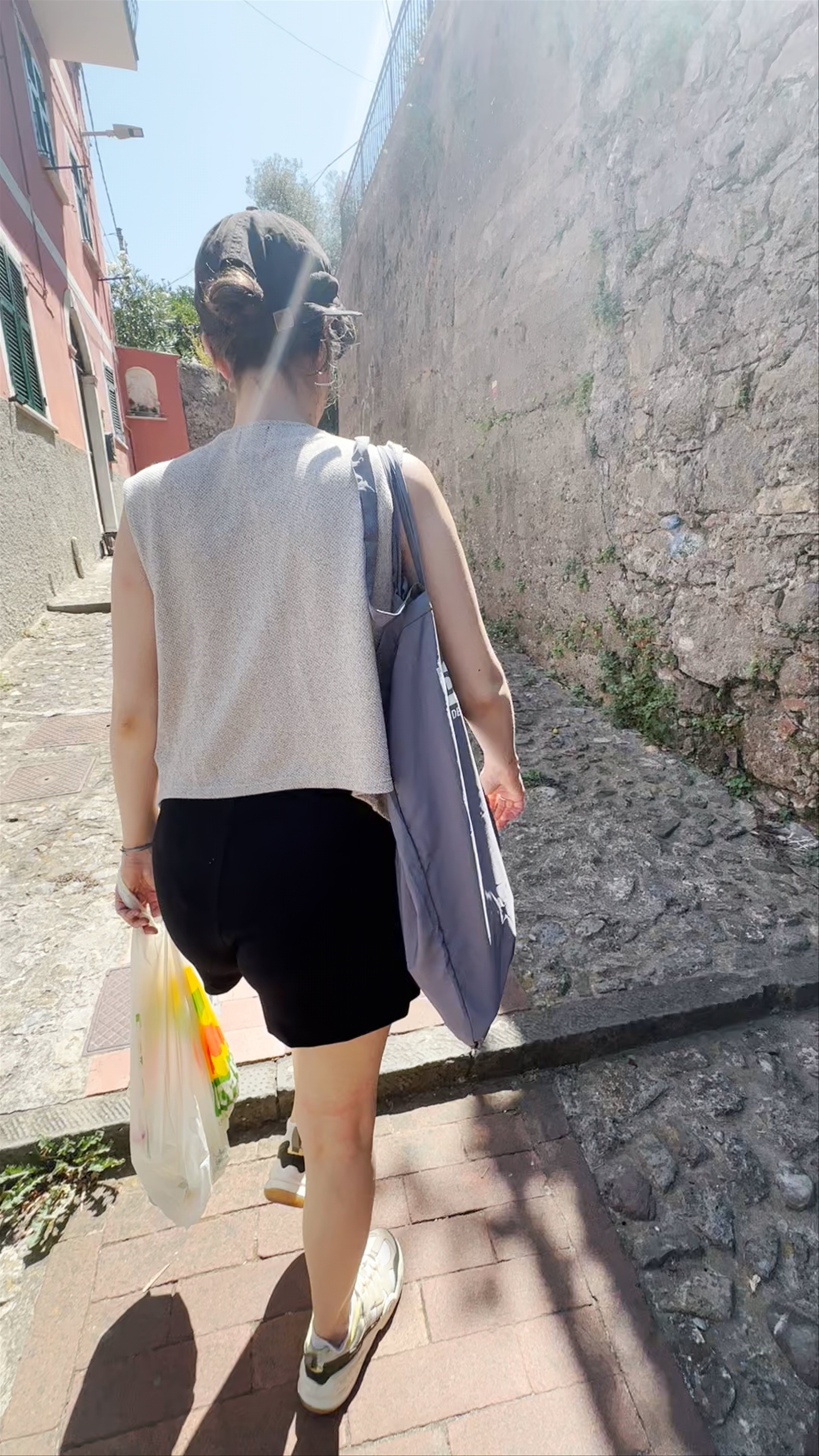 Strolling Through Historic Lerici: Sunlit Charm in Liguria, Italy
