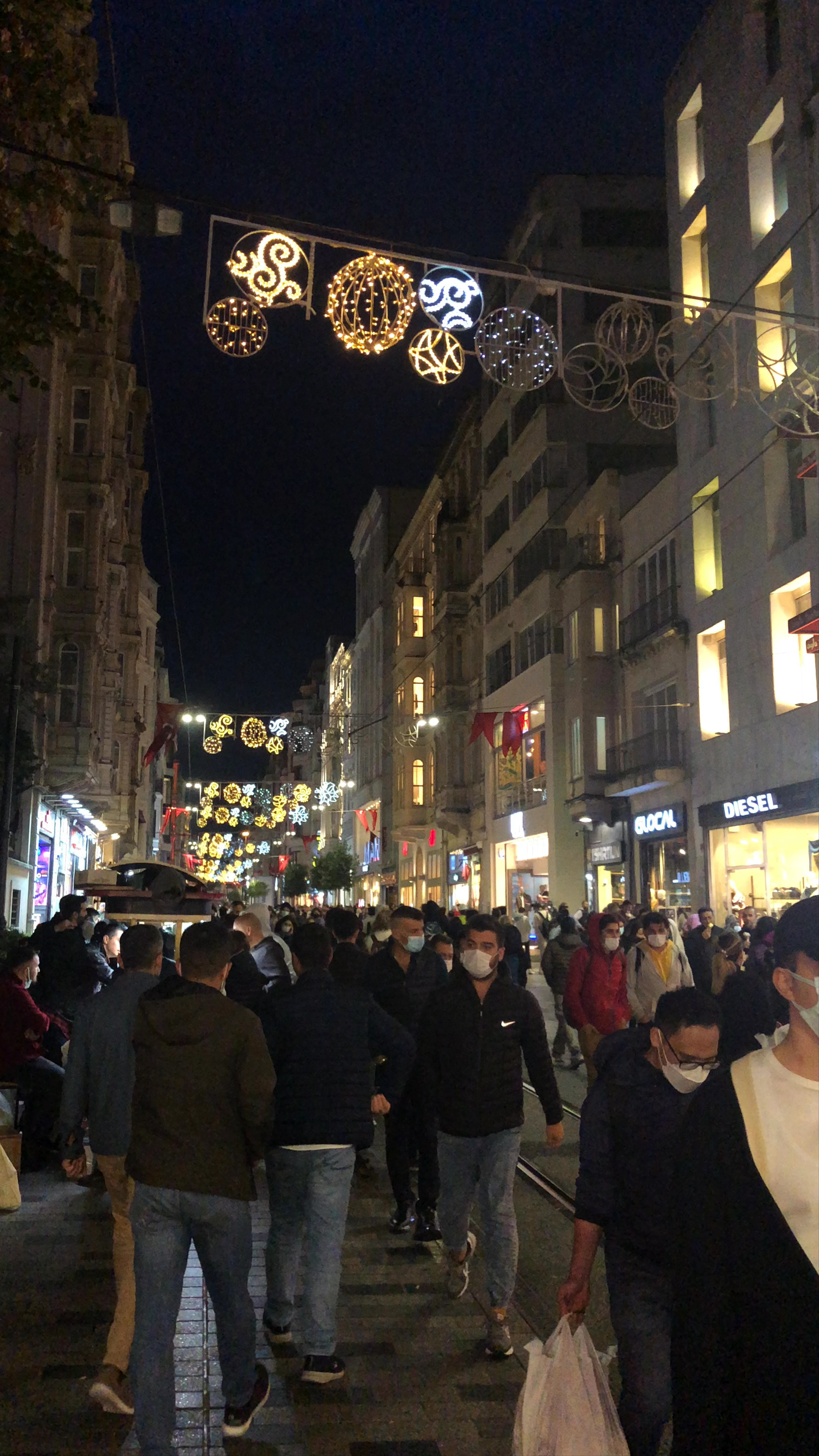 Asmalı Mescit, İstiklal Caddesi
