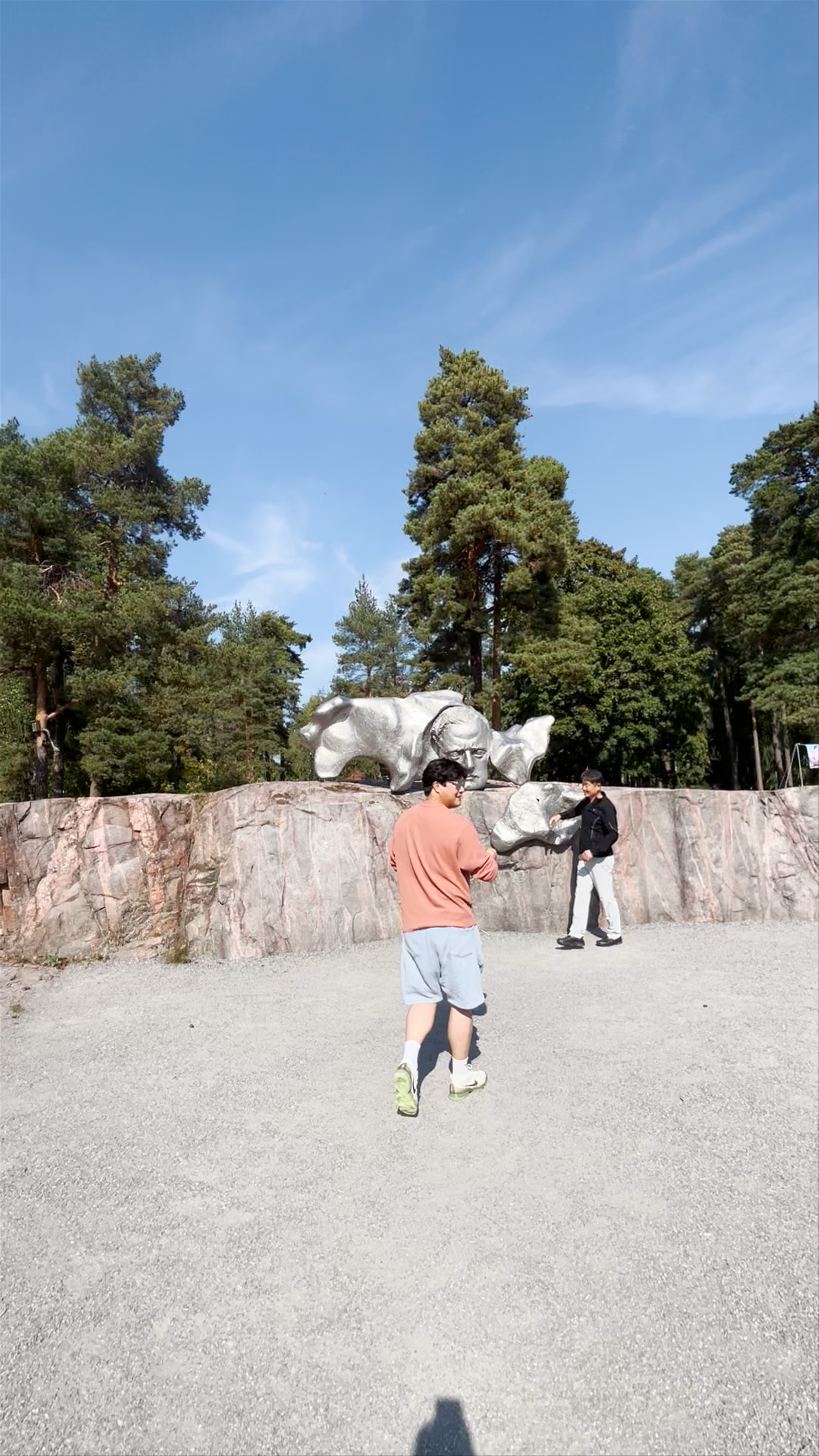 Sibelius Monument: A Metallic Ode to Finnish Music in Helsinki