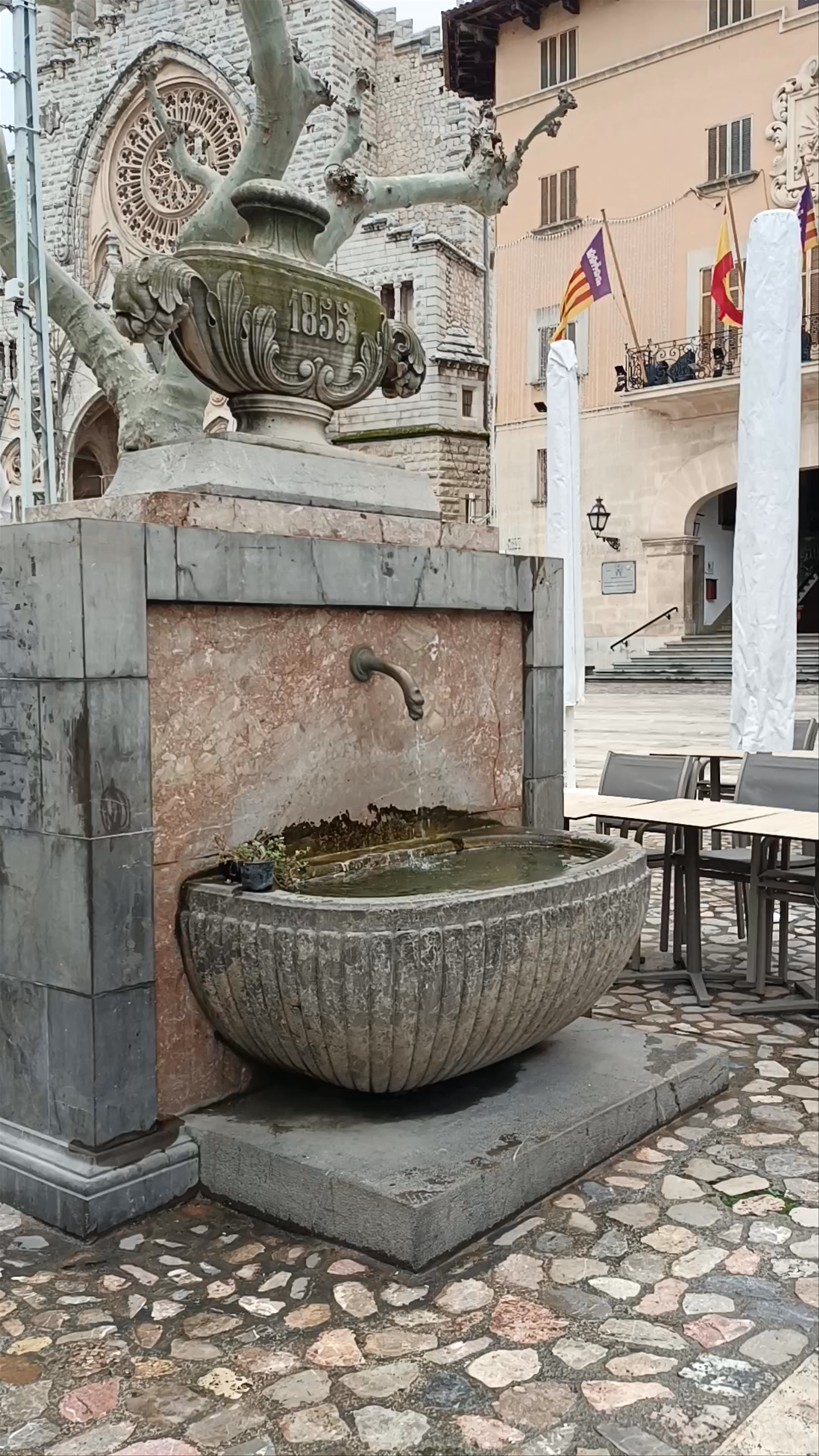Plaza de la Constitución: Historic Heart of Sóller, Spain