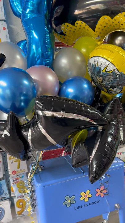 Cartoon Toyland - Batman balloons - Party Supplies Near Me - Hawthorne, California