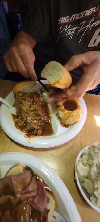 Doc's 321 Cafe - Barbeque Near Me - Cosby, Tennessee