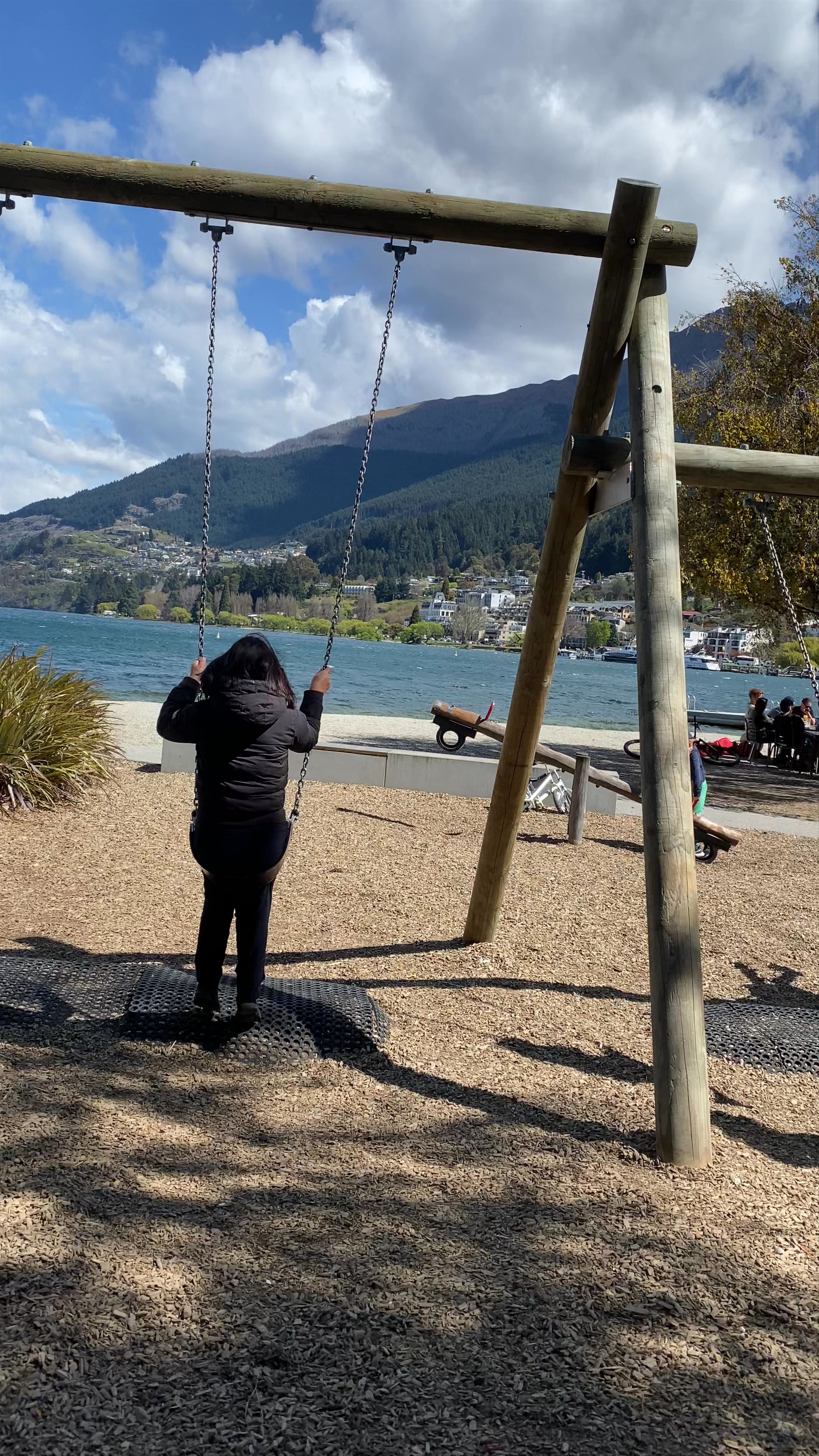 Queenstown Lake view Marine Parade