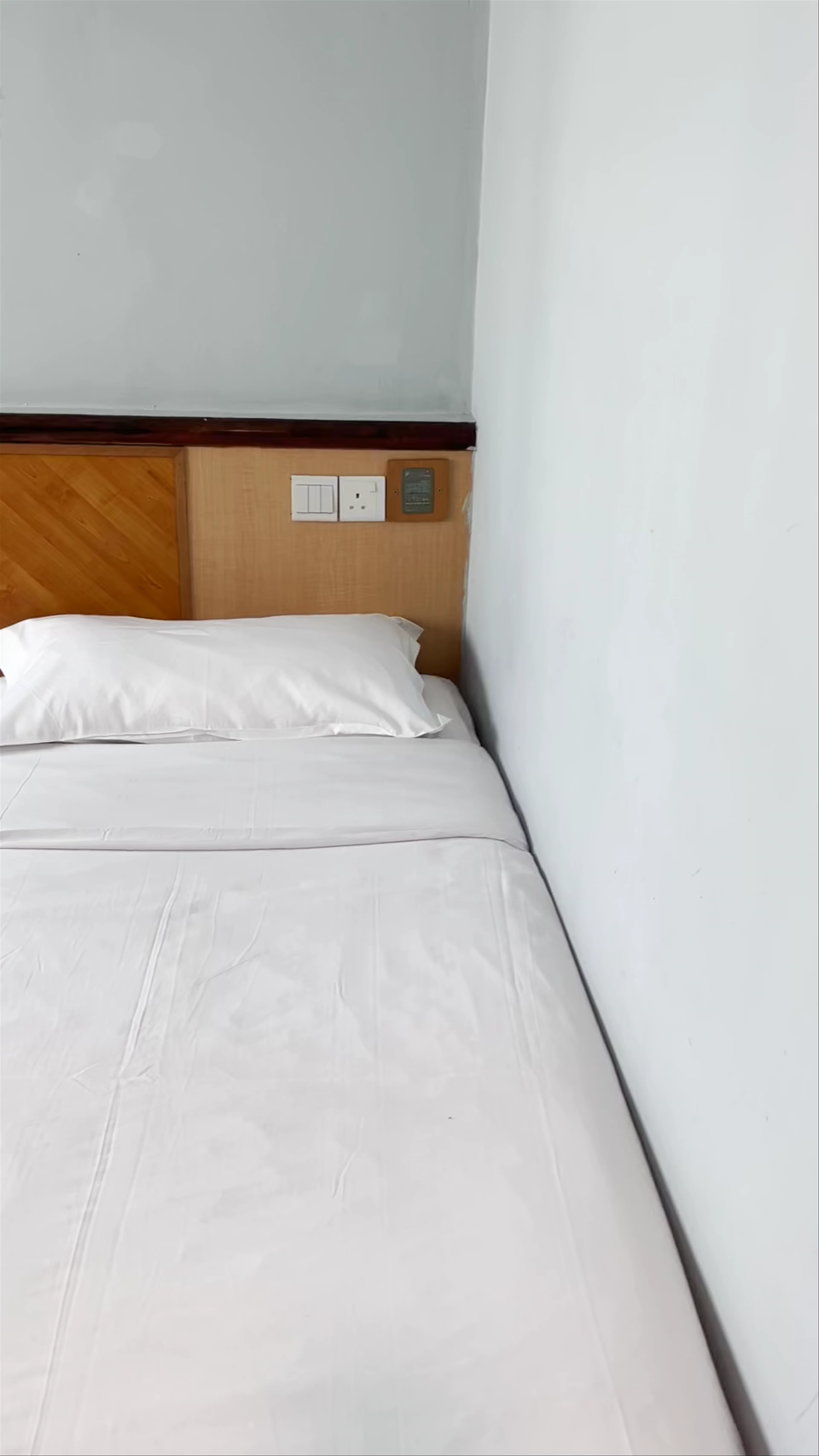 Bencoolen Street, Hotel Bencoolen