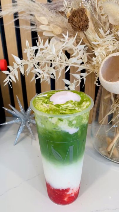 M TeaShop - Strawberry Matcha Cloud - Tea Rooms Near Me - San Jose, California