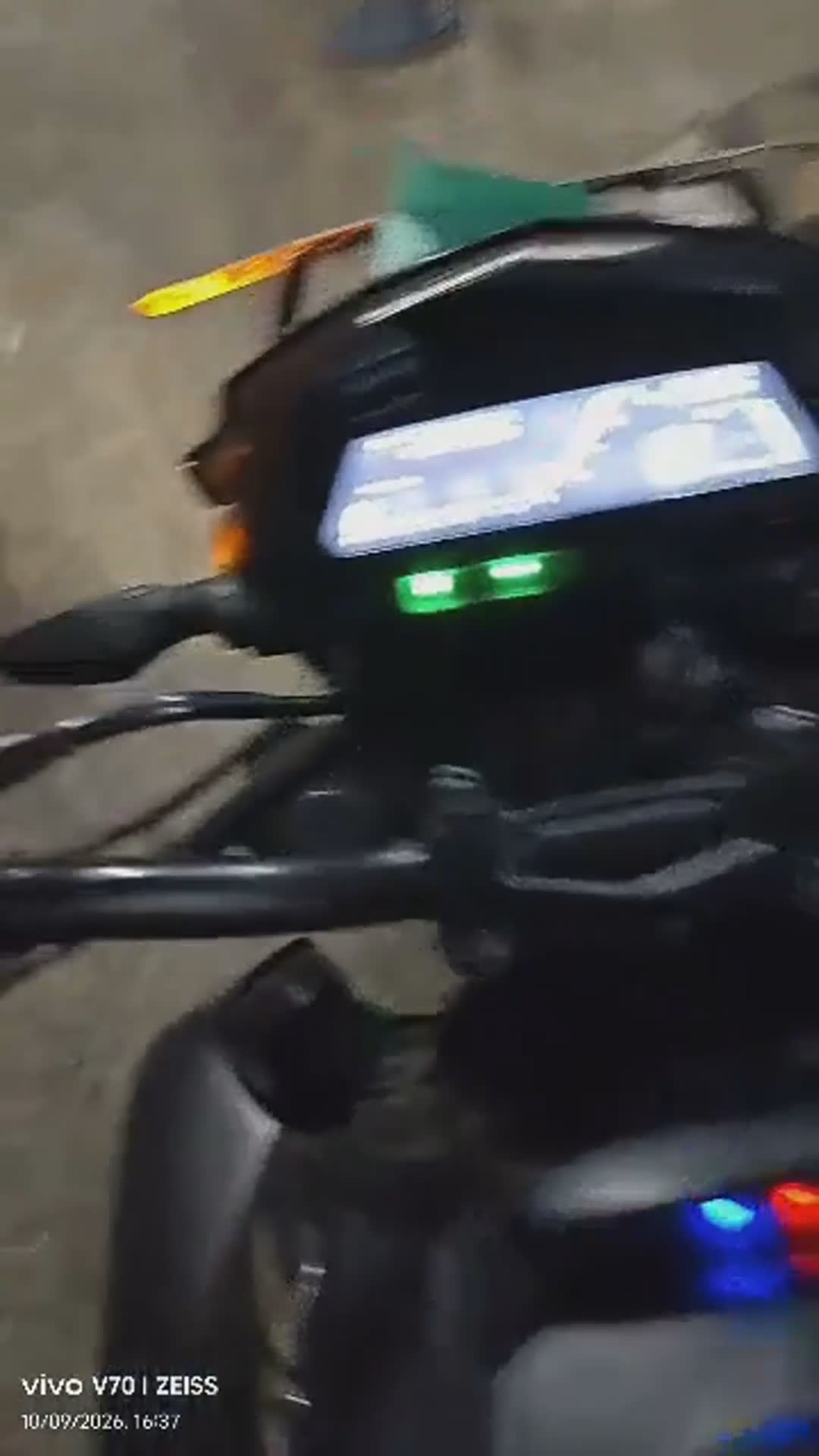Walk-around video thumbnail