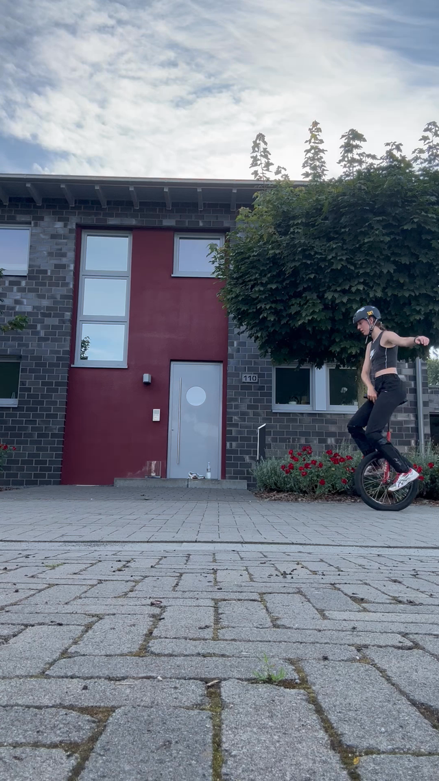 riu submission: 180 outspin 