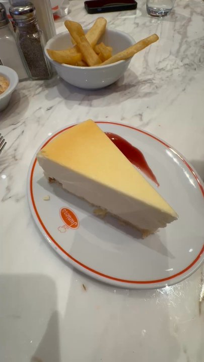 Junior's - Original cheesecake - Breakfast & Brunch Near Me - Las Vegas, Nevada