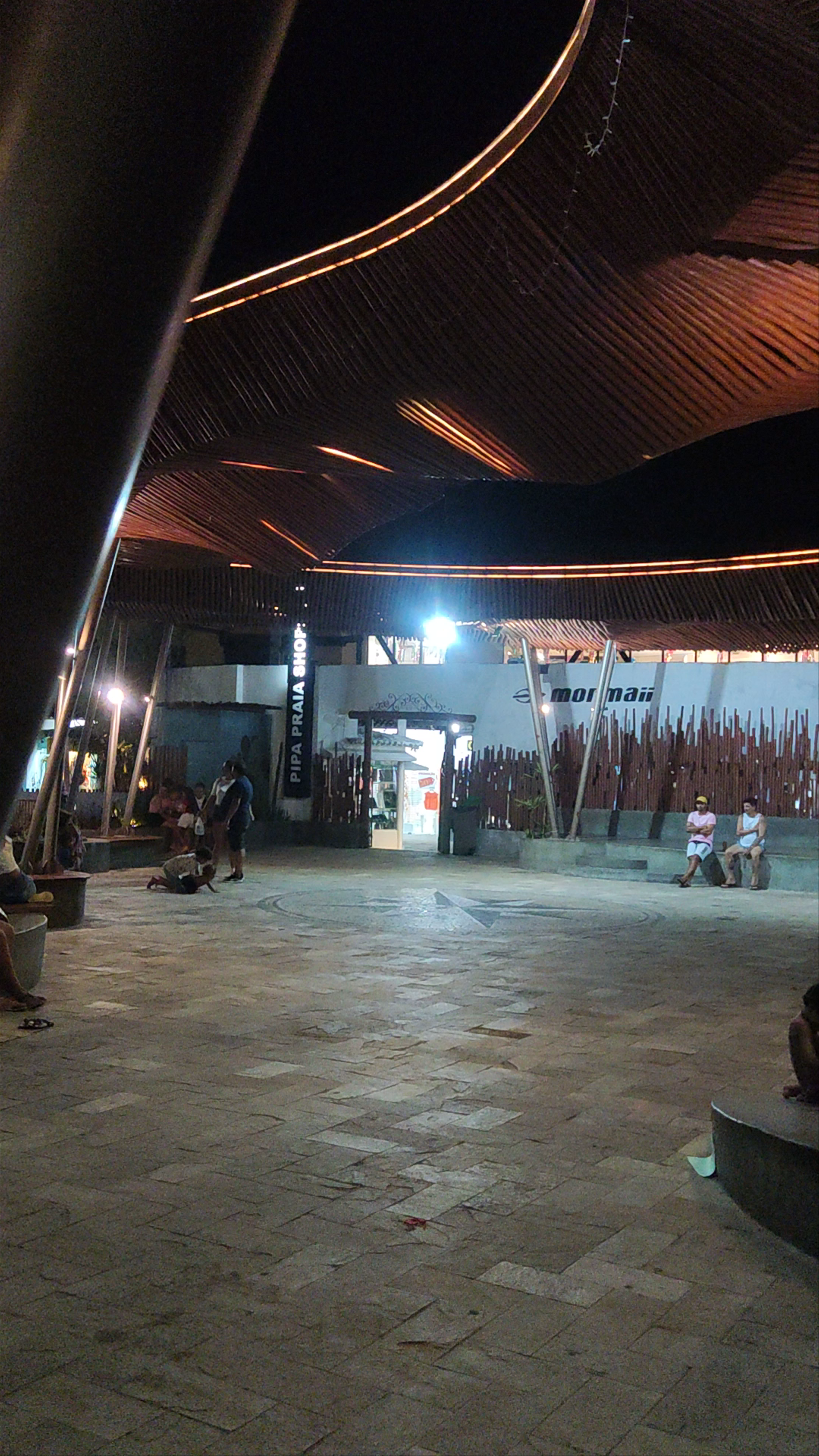 Praça do Pescador - Avenida Baía dos Golfinhos