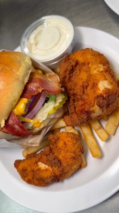 R BURGERS - Updated June 2026 - 168 Photos & 139 Reviews - 4110 W ...