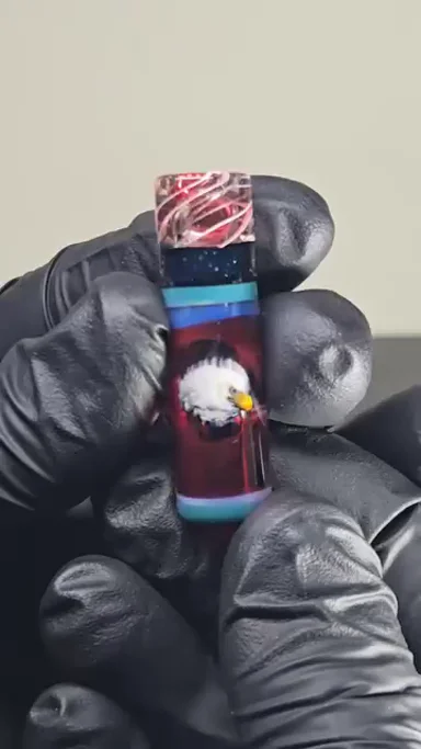 Preview pic of Bald Eagle/American Flag Glass Tip