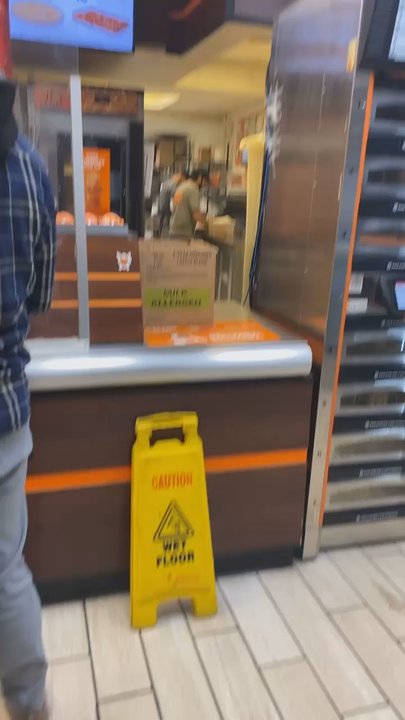 Little Caesars Pizza - "Delicious pizza deserves better service and hygiene!  Let's raise the bar, not the wait time." - Pizza Near Me - Seattle, Washington