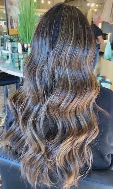 Alan Murphy Salon - Colorist: Fernanda Segovia   Virgin hair balayage - Makeup Artists Near Me - Houston, Texas