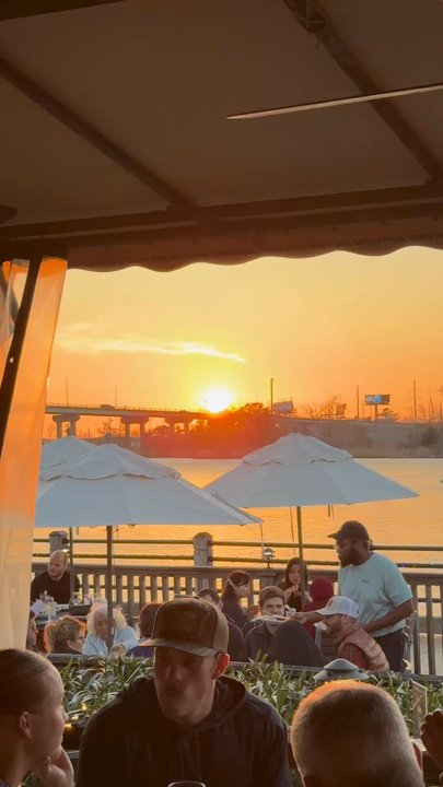 Elijah's Restaurant - Seafood Near Me - Wilmington, North Carolina