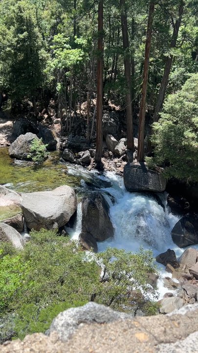 Mist Falls Trail - Hiking Near Me