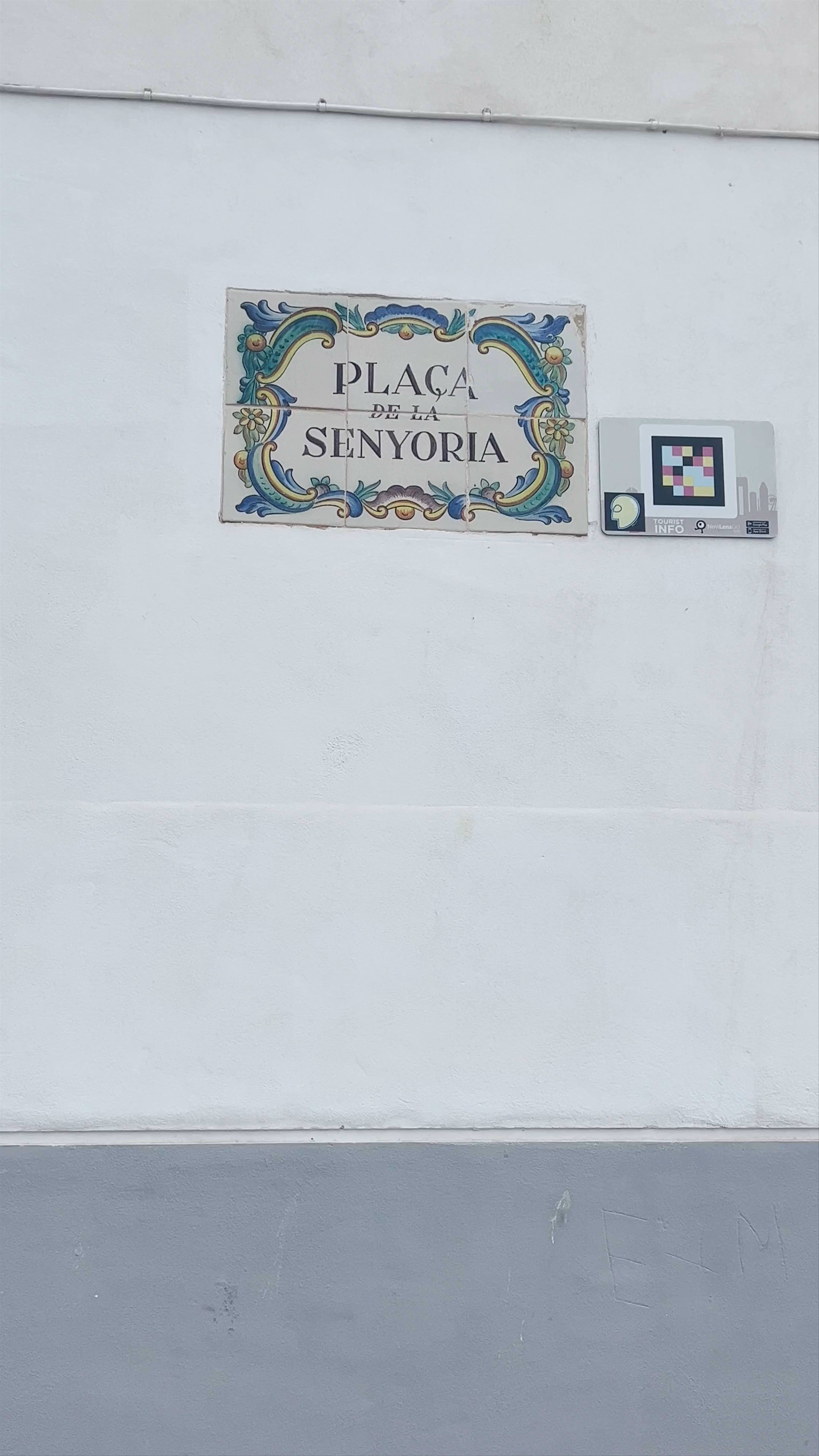 Morning Stroll at Plaza de la Señoría, Benidorm