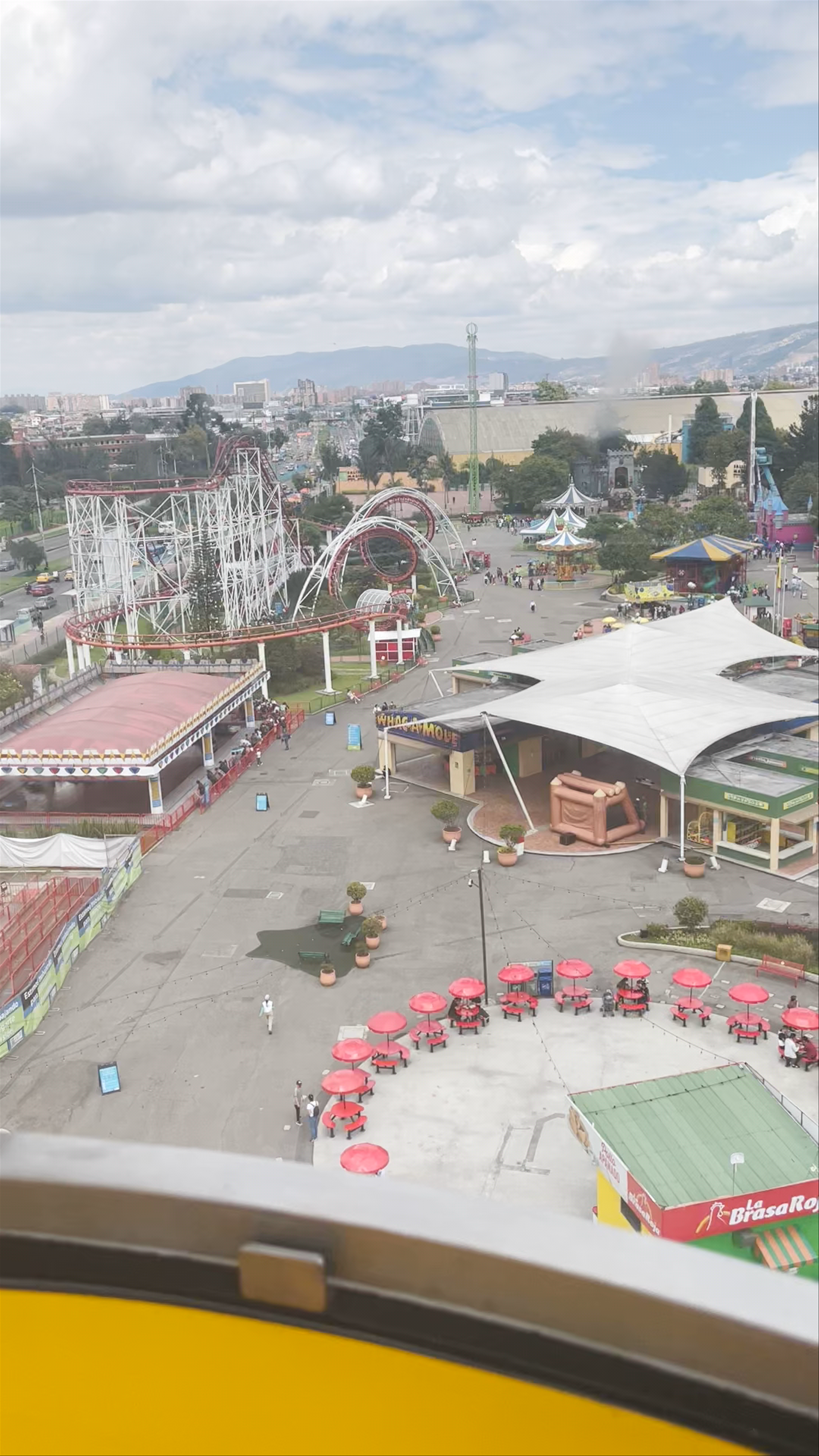 Salitre Mágico: Exciting Amusement Park Experience in Bogotá