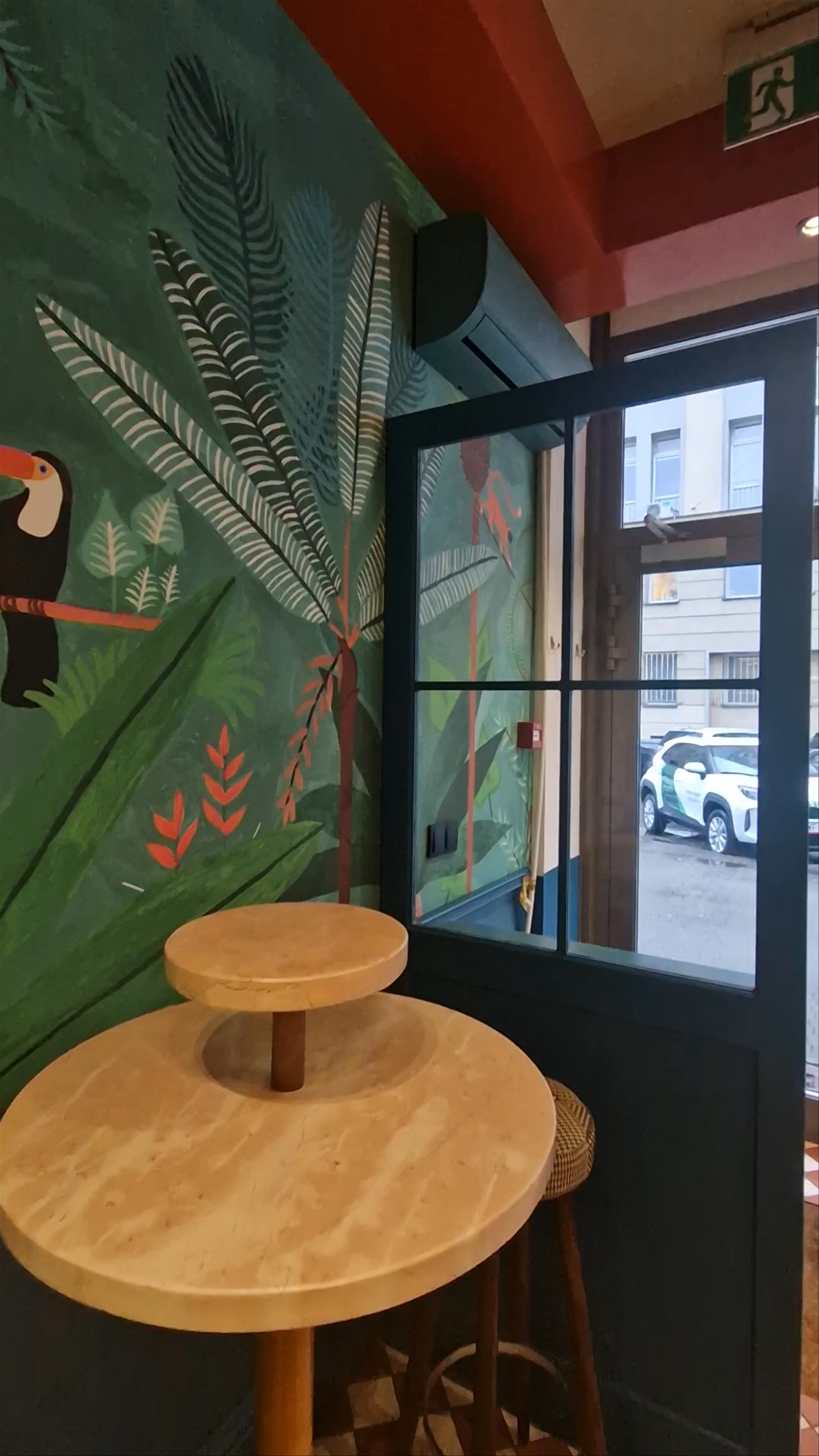 Ciastko z Dziurką: Cozy Urban Café in Warsaw