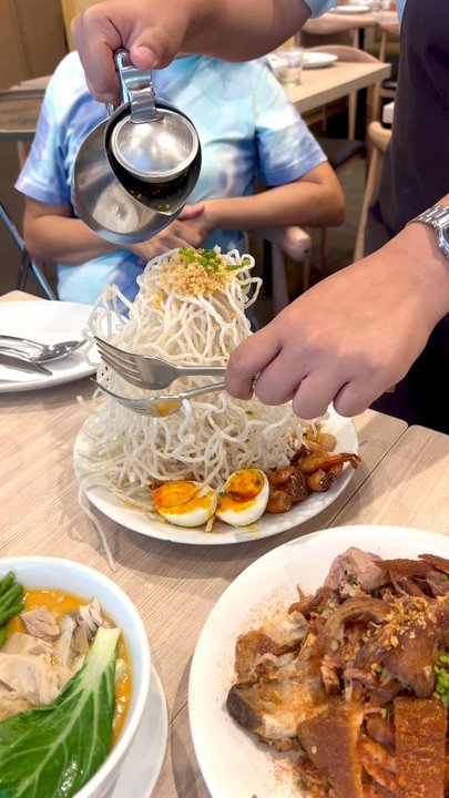 Manam - Crispy Palabok! Such good flavor! My favorite thing I ate here in the Philippines this trip. Sarap! - Filipino Near Me - San Juan, NCR