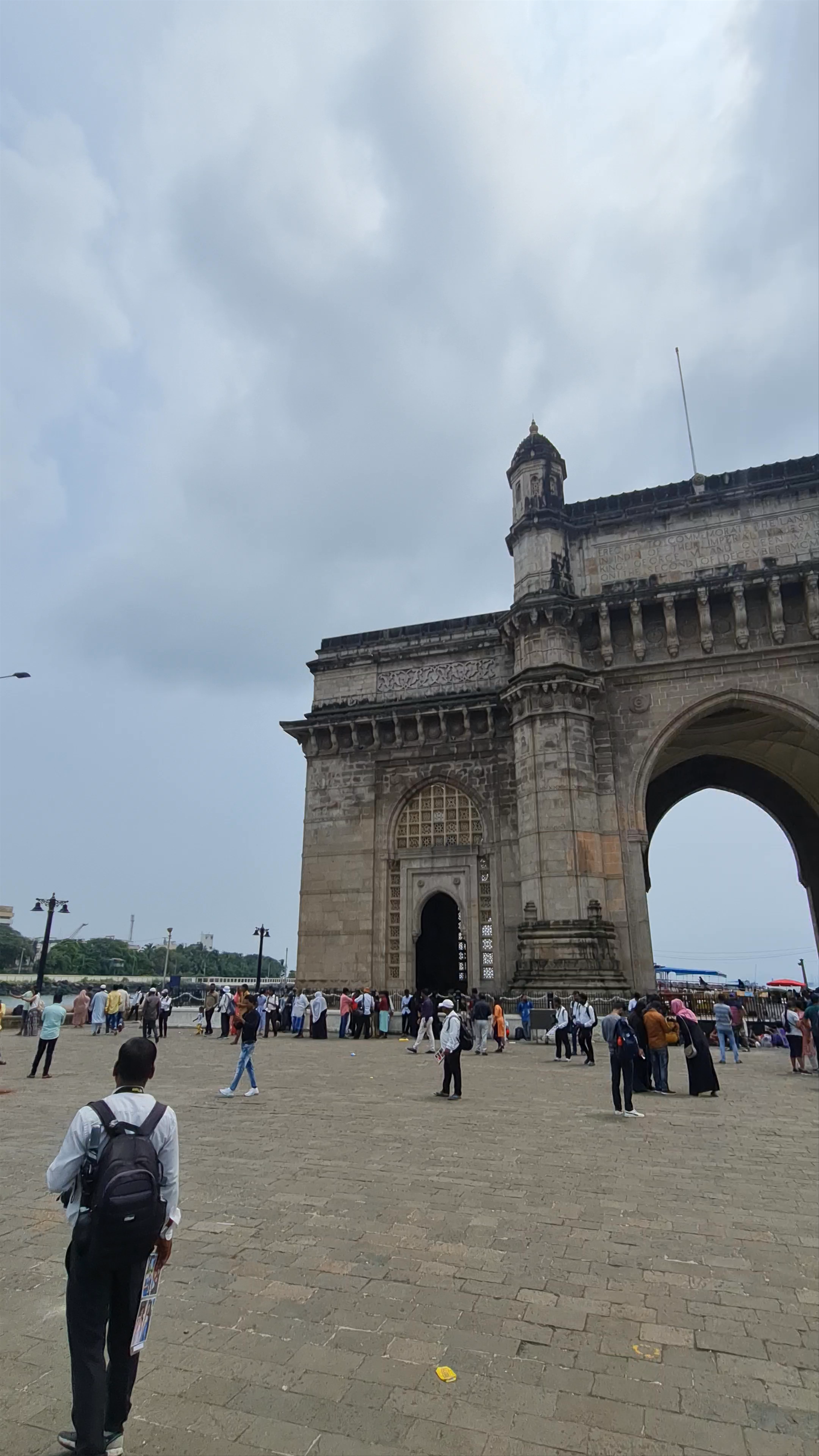 Gateway of India: Iconic Mumbai Waterfront Monument