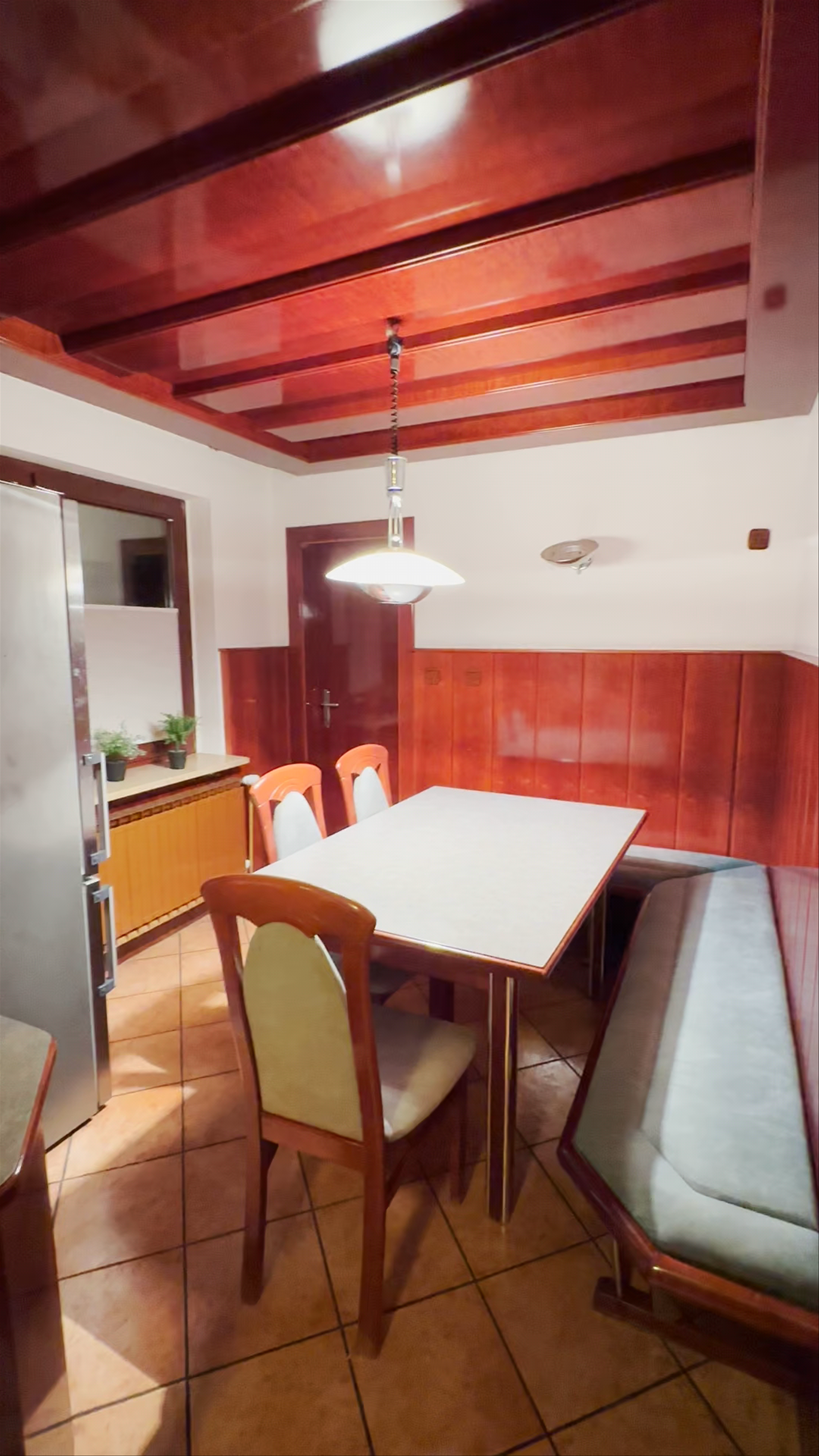 Cozy Traditional Kitchen & Dining Corner in Vila Lipa, Bled