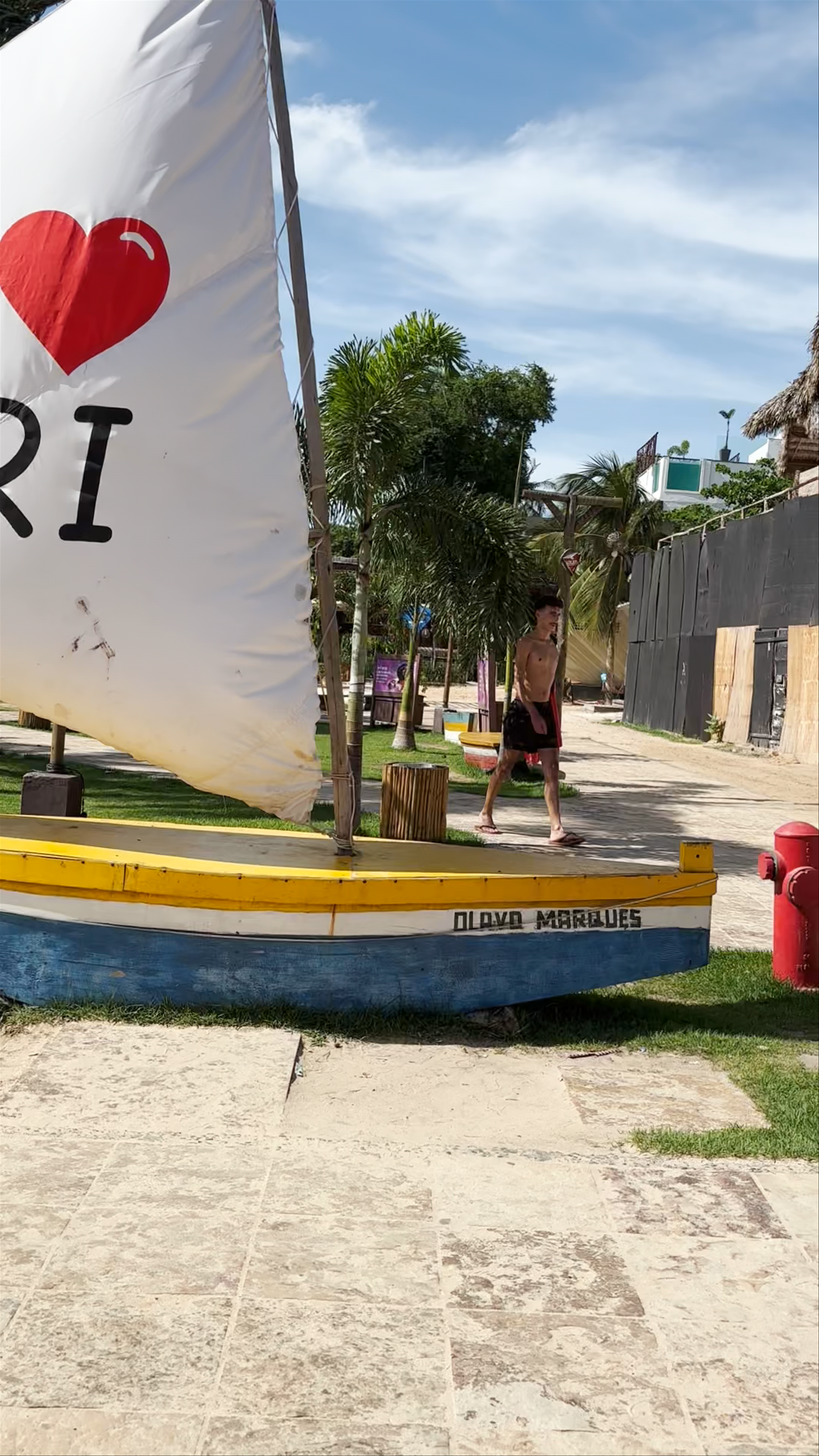 Praça de Jericoacoara: Vibrant Beachside Village in Ceará, Brazil