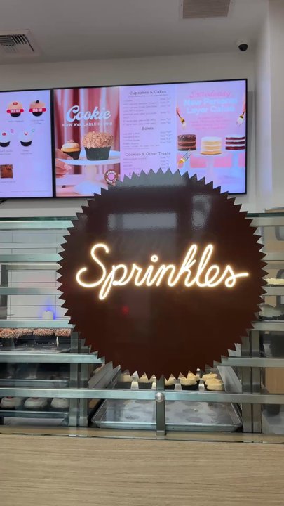 Sprinkles - Inside - Bakeries Near Me - Manhattan Beach, California