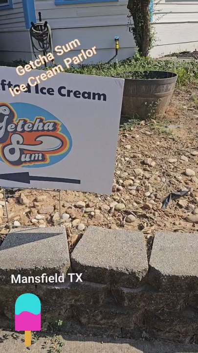 Getcha Sum Ice Cream Parlor - Ice Cream & Frozen Yogurt Near Me - Mansfield, Texas