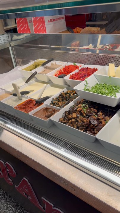 Hudson Eats - Food Court Near Me - New York, New York