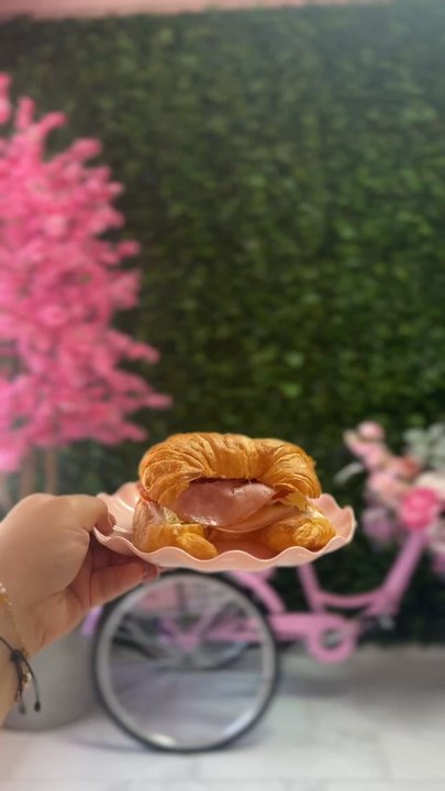Scoops y Cafe - Ham bagel - Sandwiches Near Me - North Las Vegas, Nevada