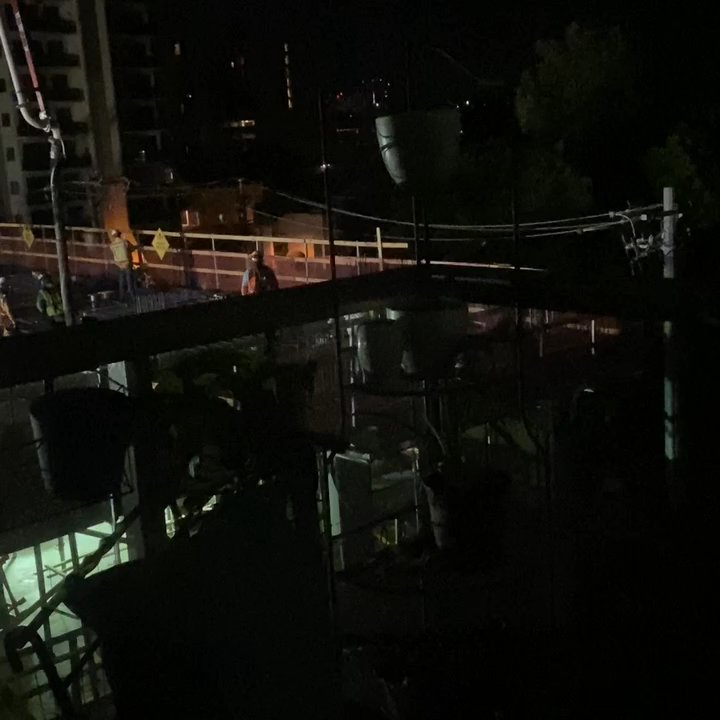 Windsor on the Lake - They have permits to work at all hours. I say this at 1am with headphones on. Ask if construction is complete before moving here. - Apartments Near Me - Austin, Texas