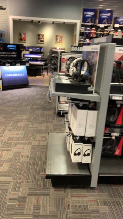 Guitar Center Lessons - Musical Instruments & Teachers Near Me - Phoenix, Arizona