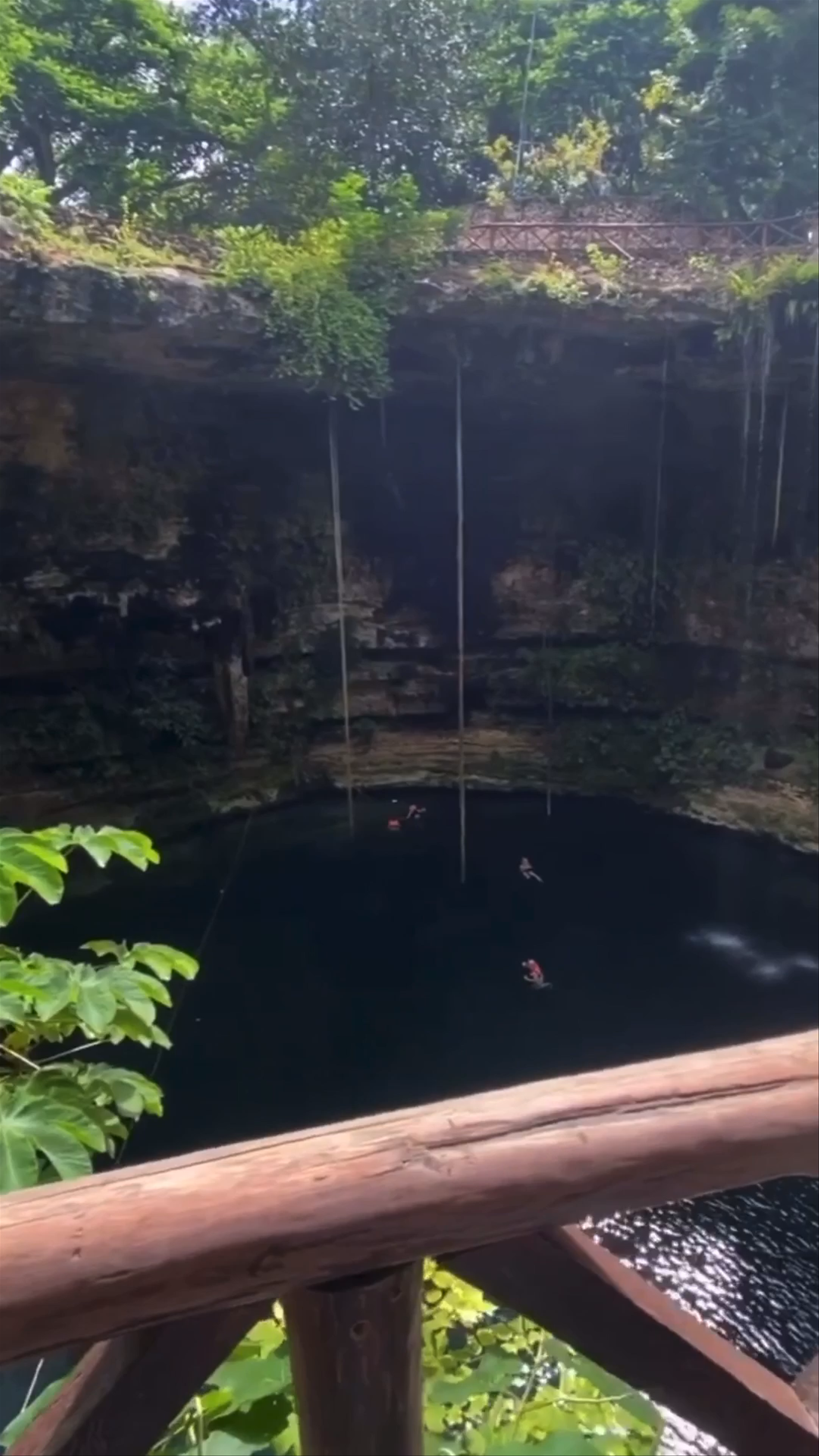 Cenote Azul