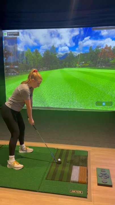 Element Indoor Golf - Showing the ball hit the club face and the swing - Golf Near Me - Burnsville, Minnesota