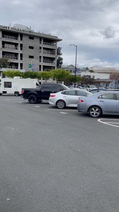 Sunflower Garden - Parking lot in front of restaurant - Chinese Near Me - Martinez, California