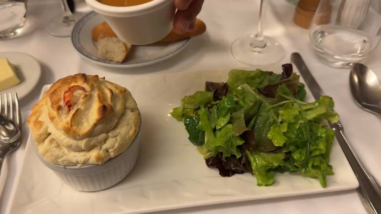 Le Soufflé - French Near Me - Paris, 75