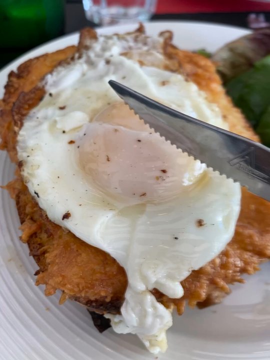 Lemoni Cafe - Perfectly cooked egg - Breakfast & Brunch Near Me - Miami, Florida