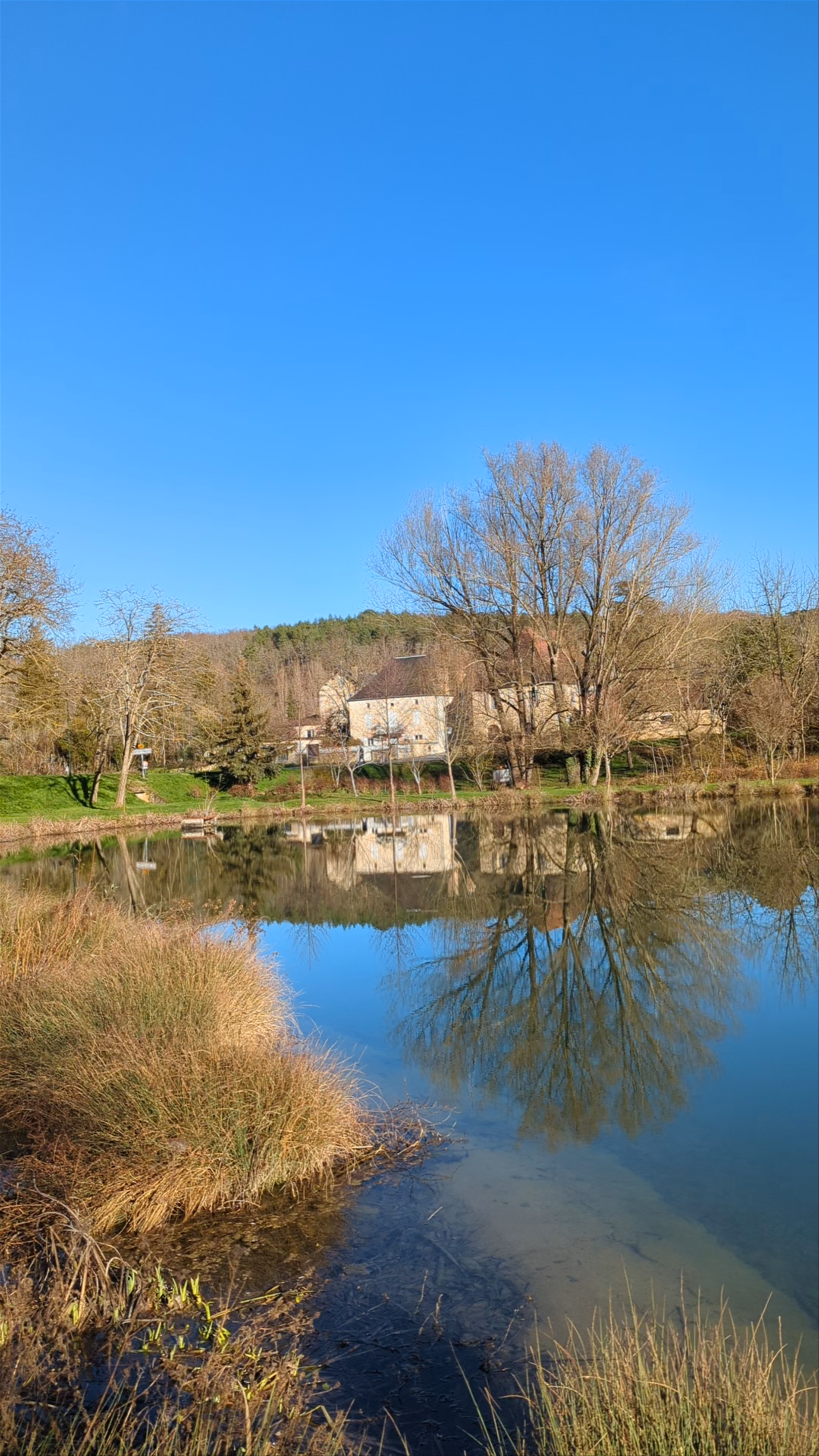 Serene Winter Reflections at Les 7 Sources, Lamothe-Fénelon, France