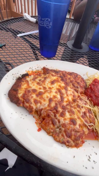 George’s Pizzeria - Chicken parm and chicken Alfredo q - Italian Near Me - Wake Forest, North Carolina
