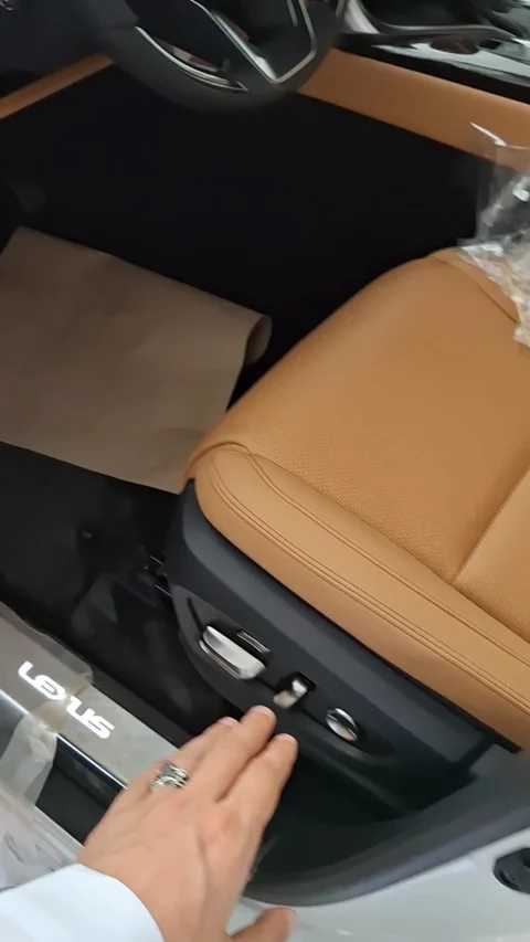 لكزس LX 600 2025