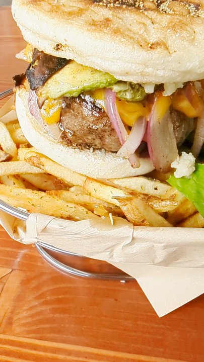 Diablo Burger - Close up of my build your own burger - Burgers Near Me - Flagstaff, Arizona
