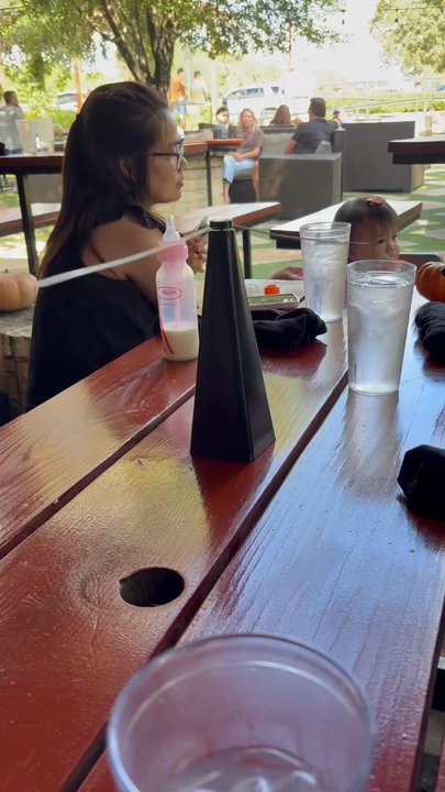 Smoky Rose - Fly swatter - Barbeque Near Me - Dallas, Texas